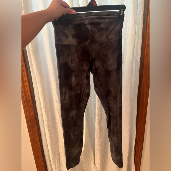 lululemon athletica Pants - LuLulemon Tye Dye Leggings
